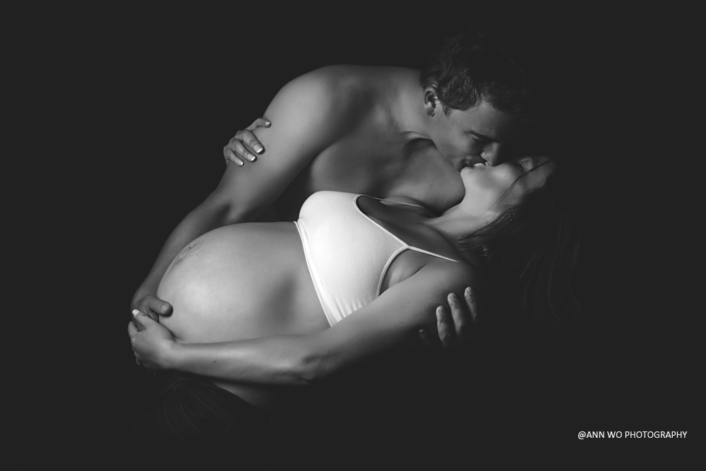 Pregnancy photography session in Windsor, Berkshire